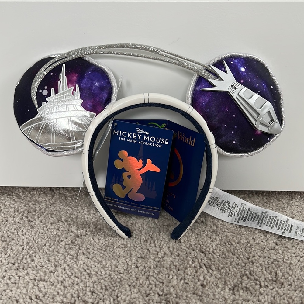 Mickey Mouse The Main Attraction Space Mountain Limited Edition
